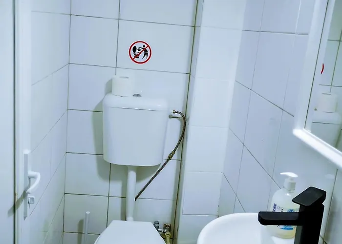 Guesthouse5 Karma369 *